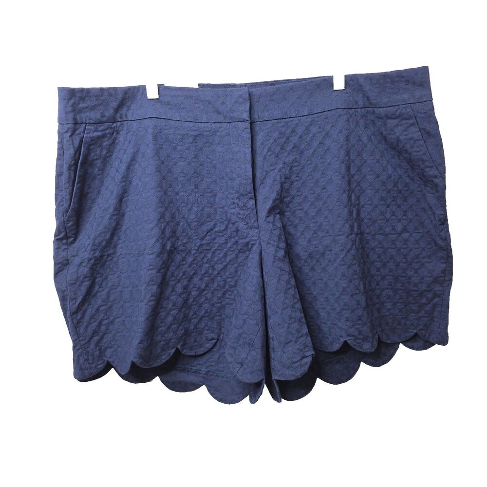 CROWN & IVY WOMENS SHELBY BLUE SCALLOPED SHORTS NEW SIZE 24W